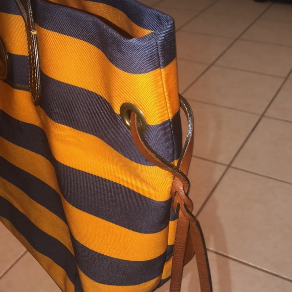Dooney & Bourkey vintage orange and blue striped tote nylon Preowned “as is” - Picture 4 of 9